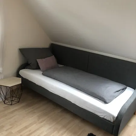 - Gästezimmer In Apartment *