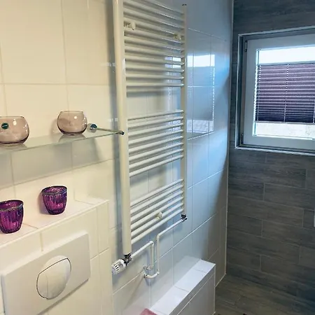- Gästezimmer In Apartment *